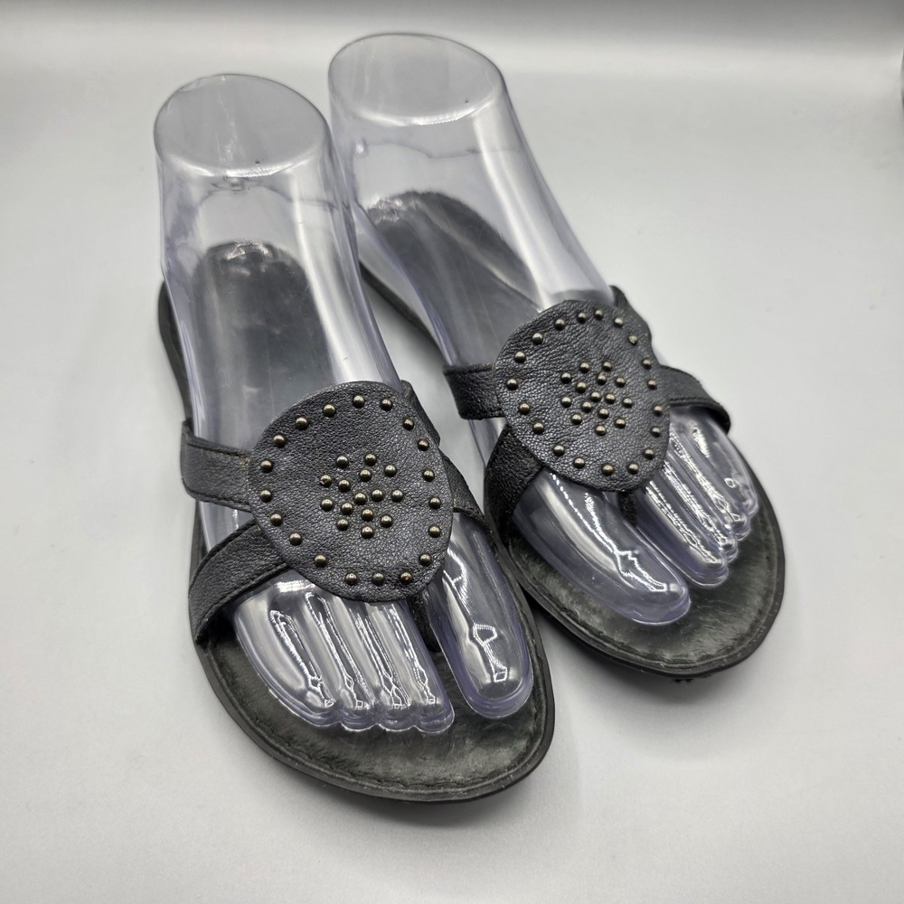 Born‎ Sandals Womens 6 Pewter Leather Metallic Studded Flip Flops Flats Comfort